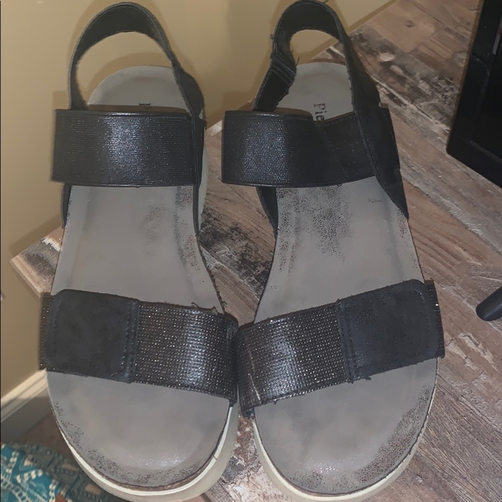 Black Pierre Dumas Platforms
